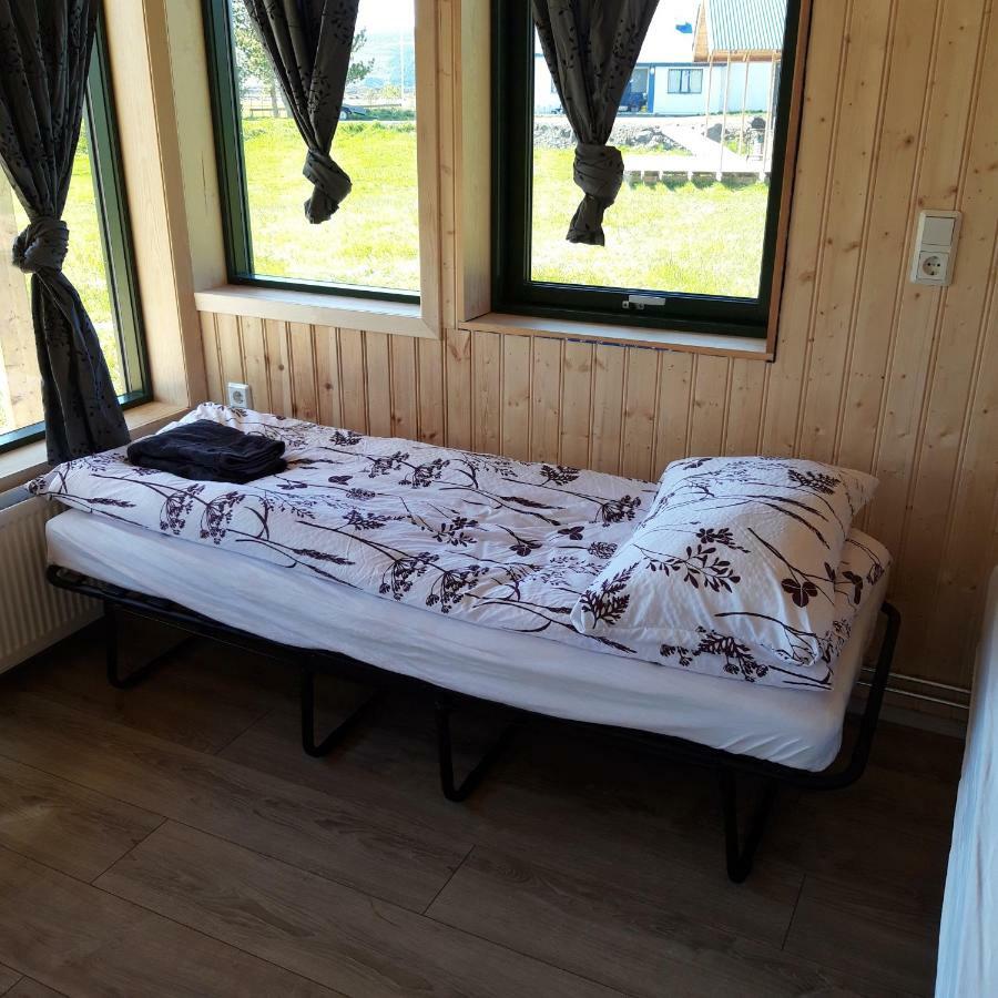 Mithhvammur Farm Stay Athaldalur Esterno foto
