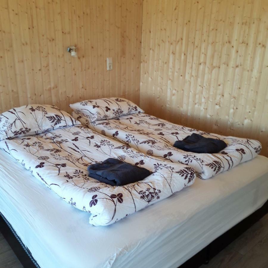 Mithhvammur Farm Stay Athaldalur Esterno foto